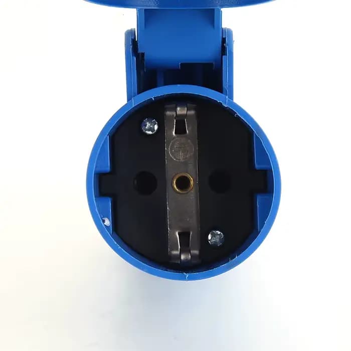 Prise de courant industrielle pour câble de climatisation conforme aux spécifications européennes 16A 220V-240V 2P+E IP44 pour installation et maintenance efficace